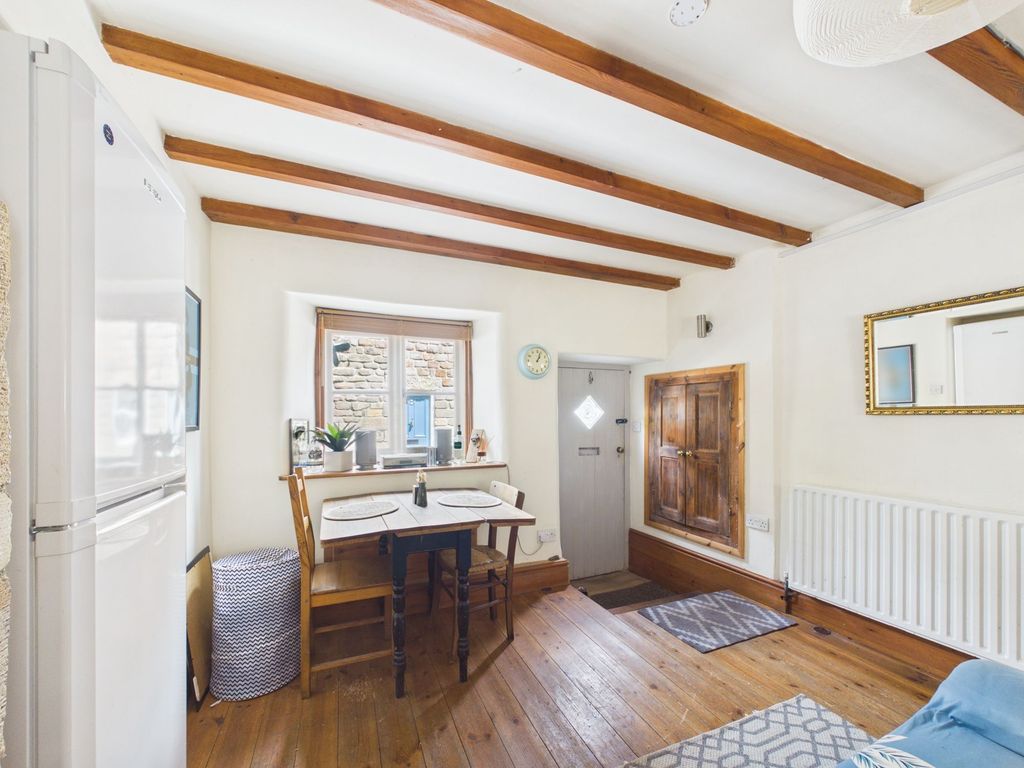Property photo 3 of 11 Dining Kitchen