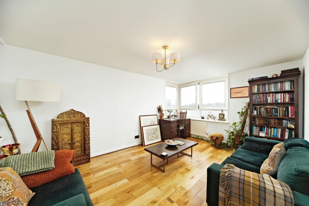 Property photo 2 of 17 Photography