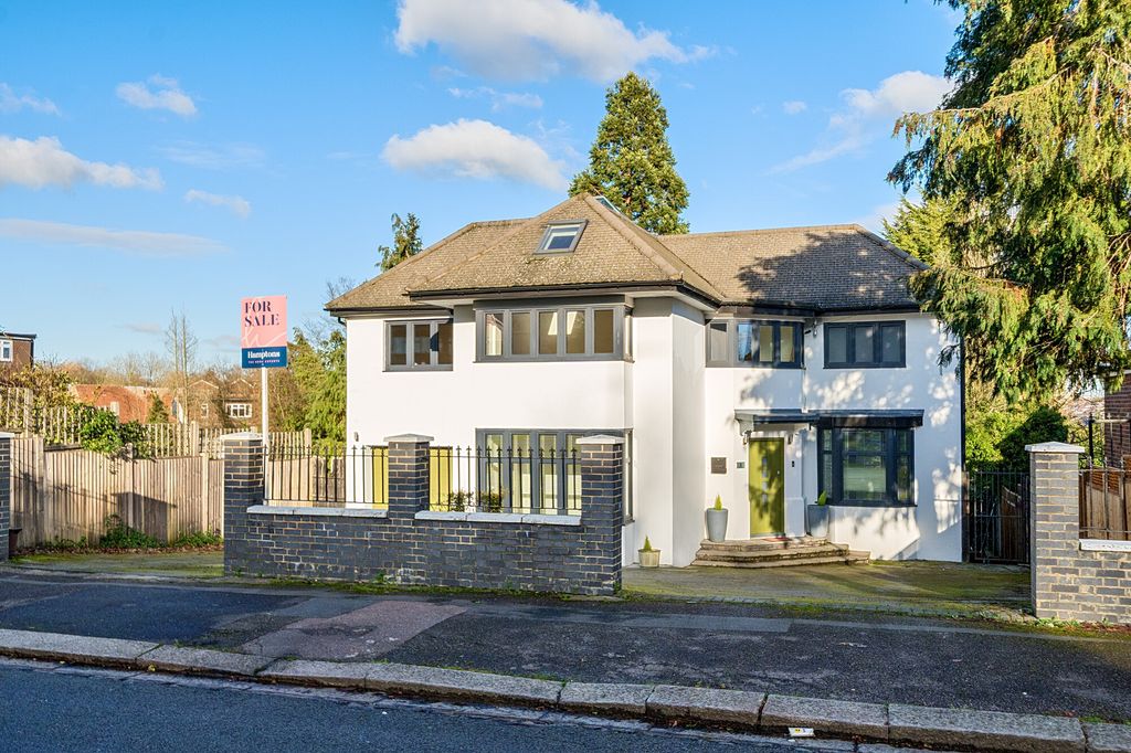 Property photo 1 of 25