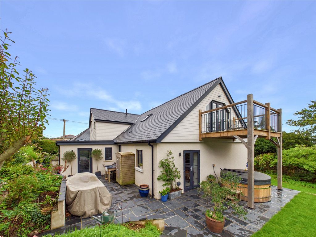 Property photo 1 of 52 Picture No. 03