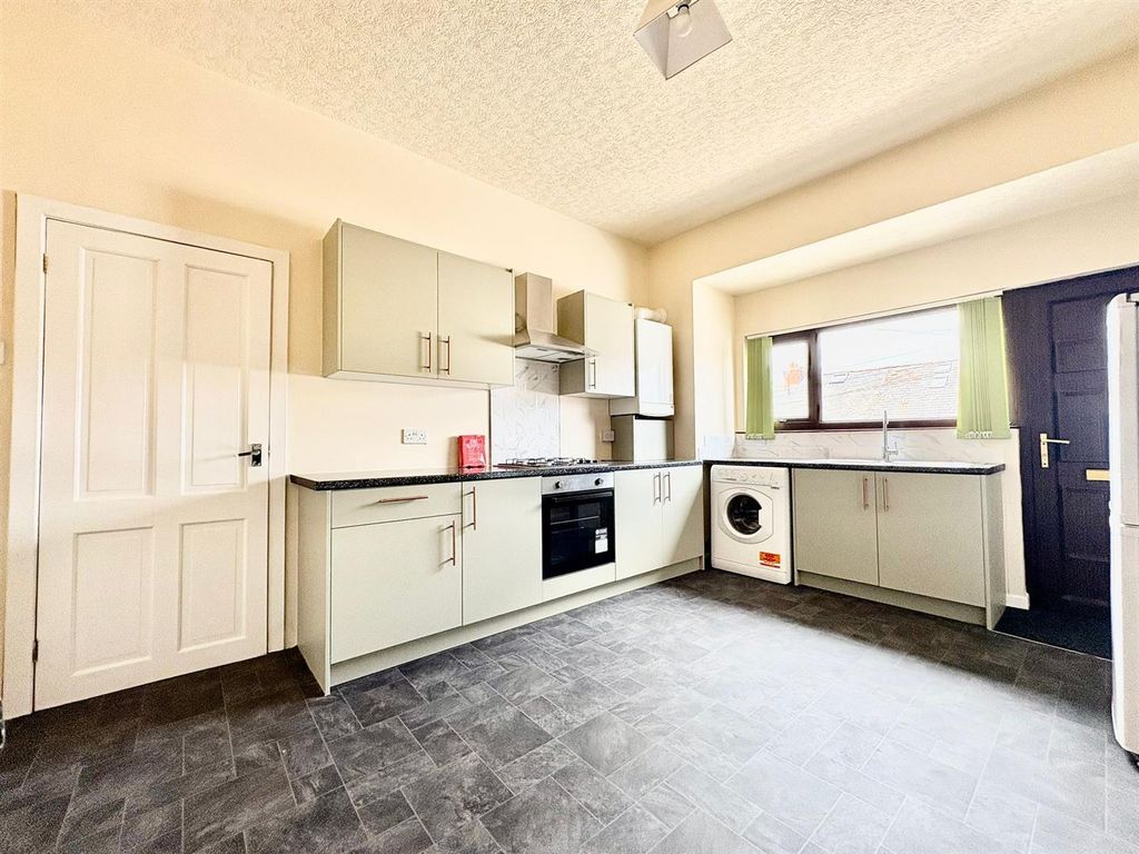 Property photo 1 of 14 07Da195F-521c-4Aa0-8Cdb-56Eb287B4Dfc.Jpg
