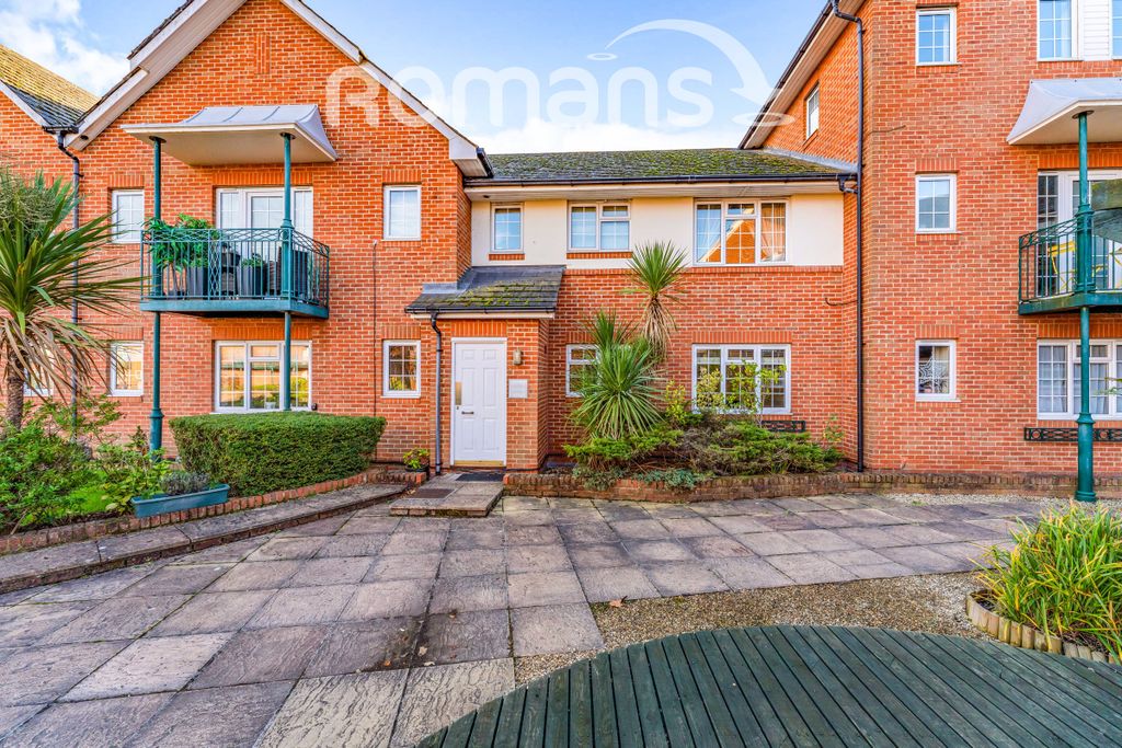 Property photo 1 of 9 A3093E45-Aa59-Ec11-8