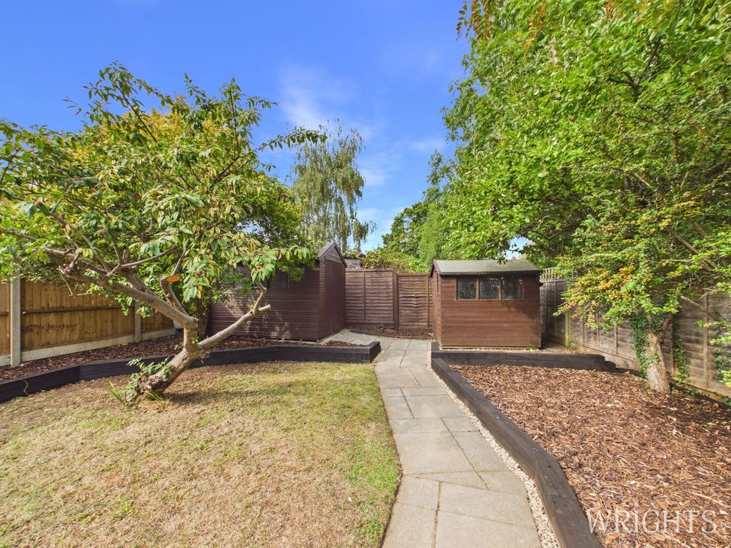 Property photo 3 of 23