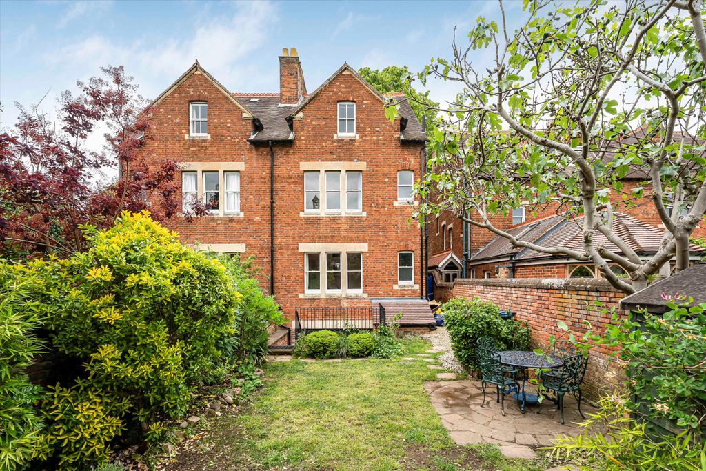 Additional image 26 of 4 bed semi-detached house for salePolstead Road, Oxford, Oxfordshire OX2