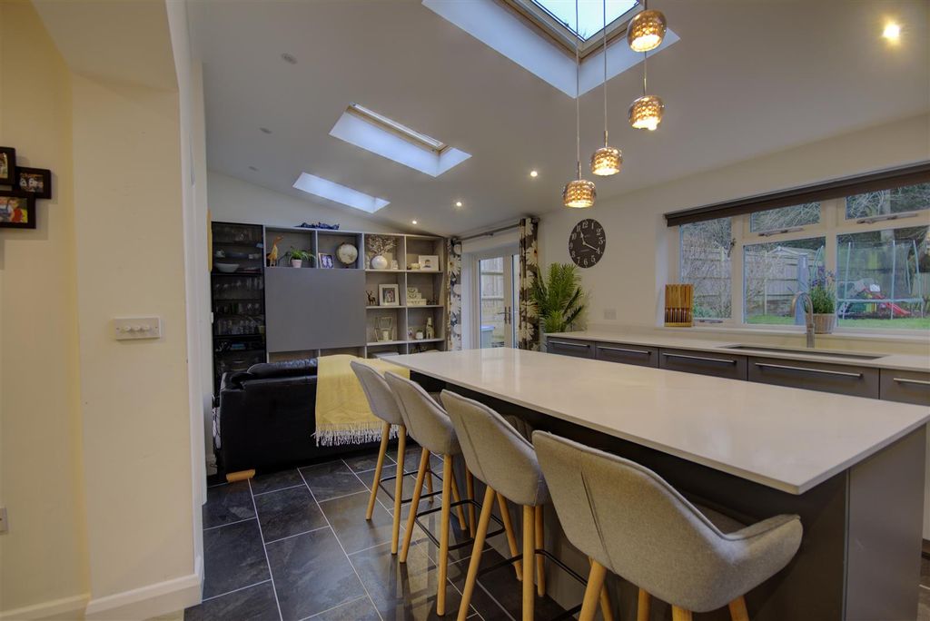 Property photo 3 of 23 Img_7311_2_3.Jpg