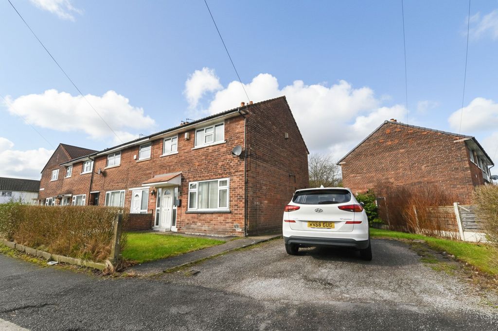 Property photo 2 of 16