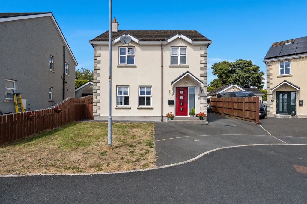 Property photo 2 of 32 41 Cumber Park 22.Jpg