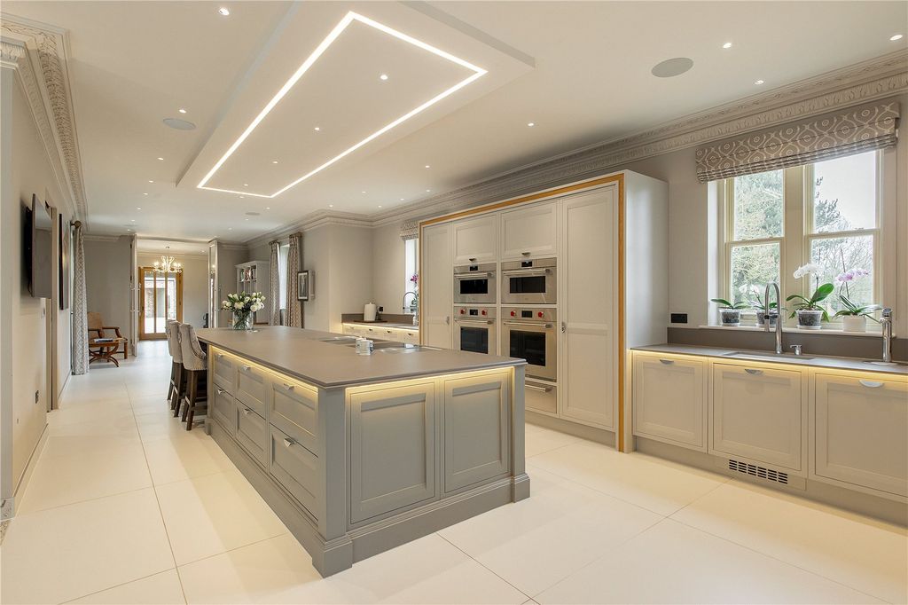 Property photo 2 of 30 Picture No. 31