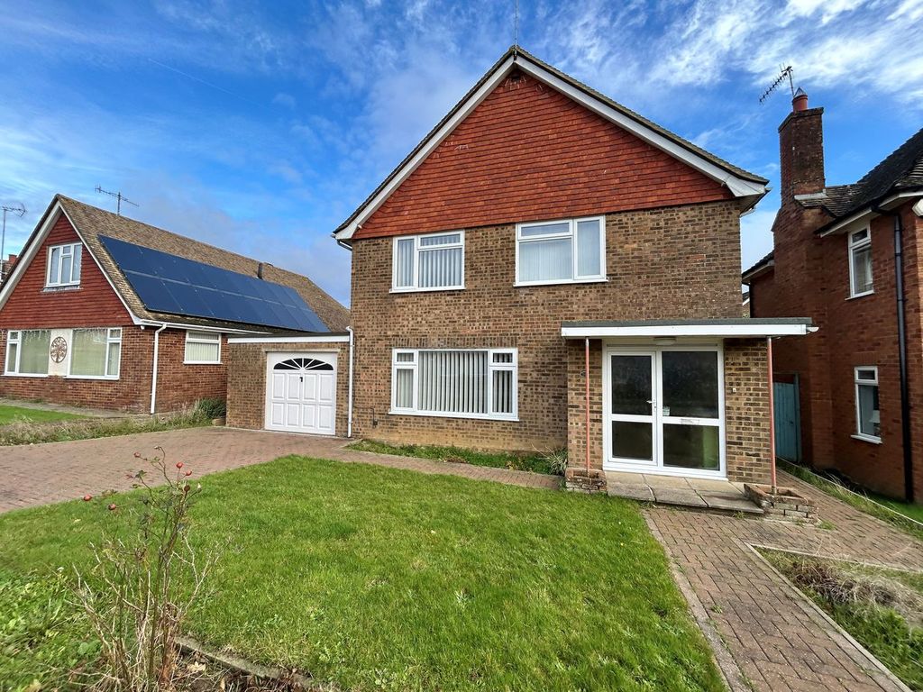 Property photo 1 of 16