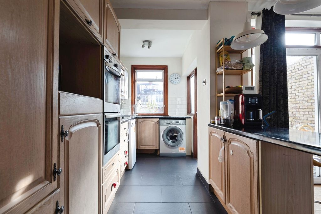 Property photo 2 of 20 Pbox-Img.Jpg