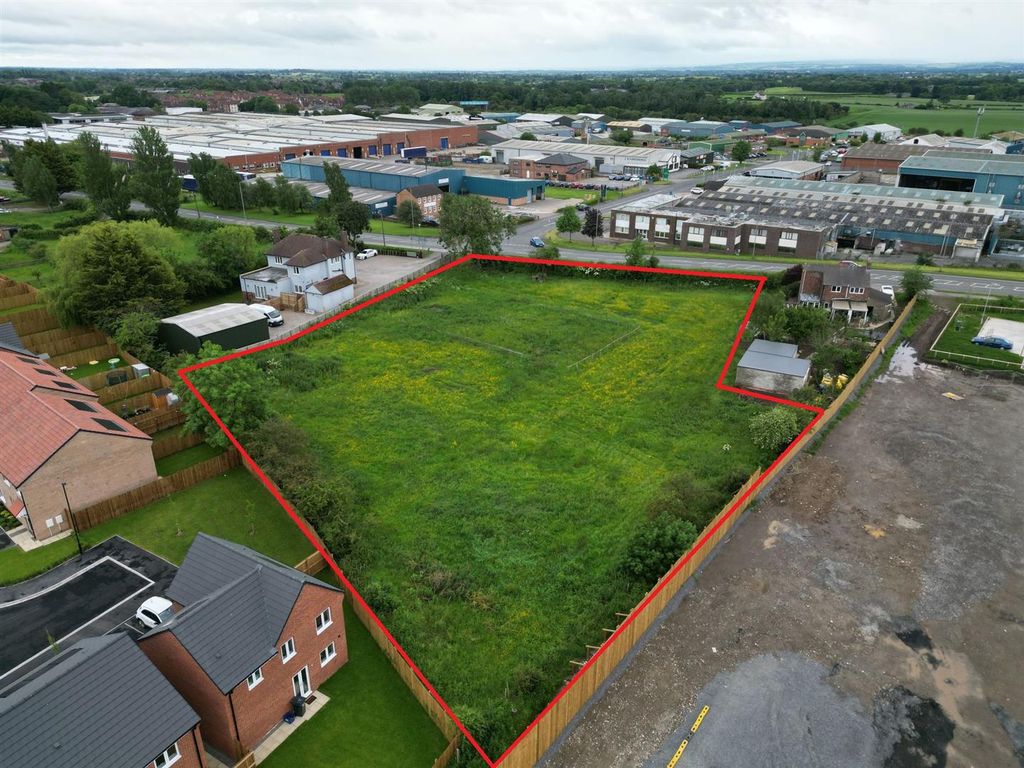 Property photo 2 of 6 Dji_0230.Jpg
