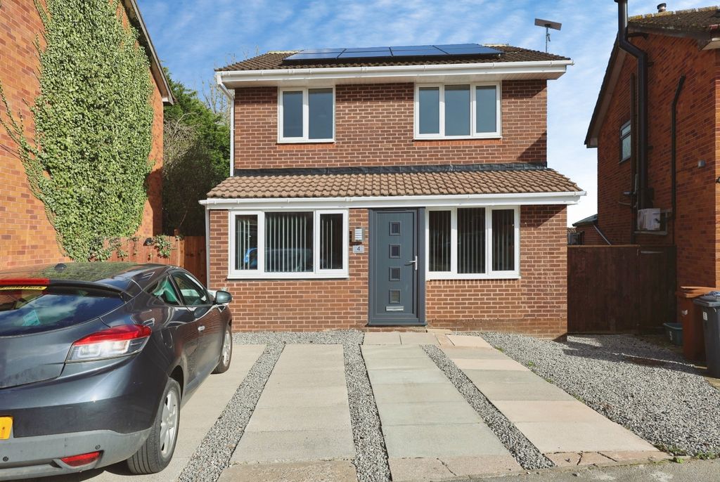 Property photo 1 of 18 Pbox-Img.Jpg