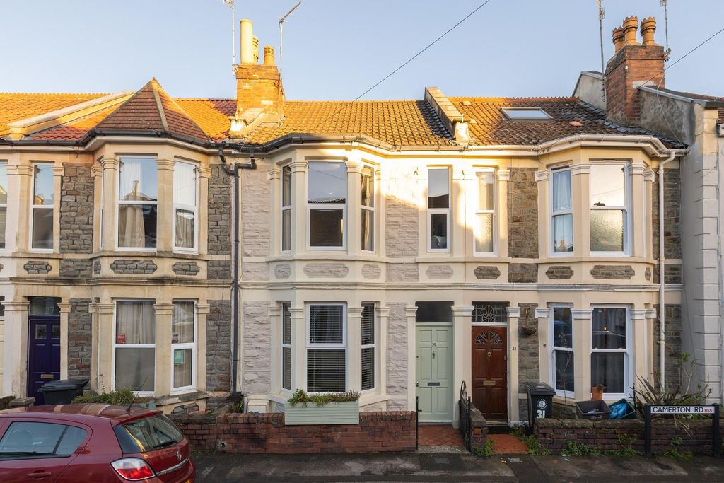 Property photo 2 of 32 Char0224.Jpg