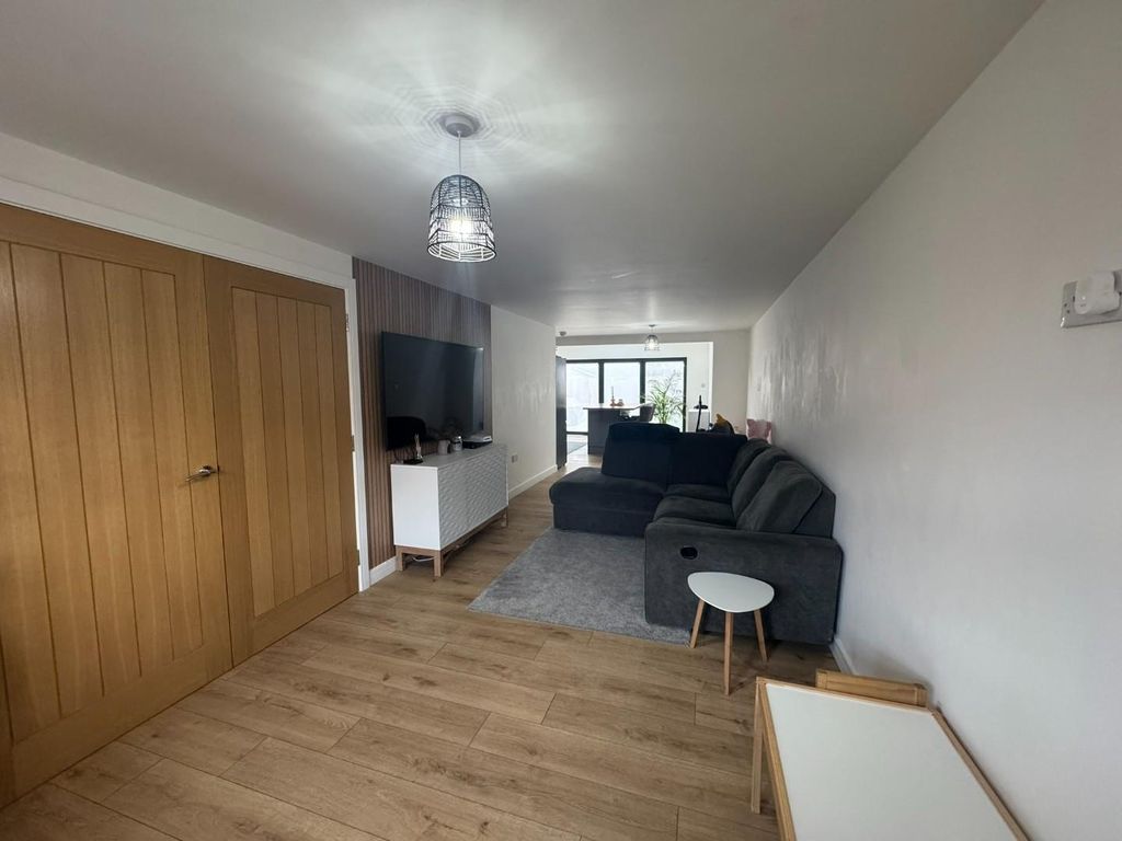 Property photo 2 of 12 Img_5776.Jpeg