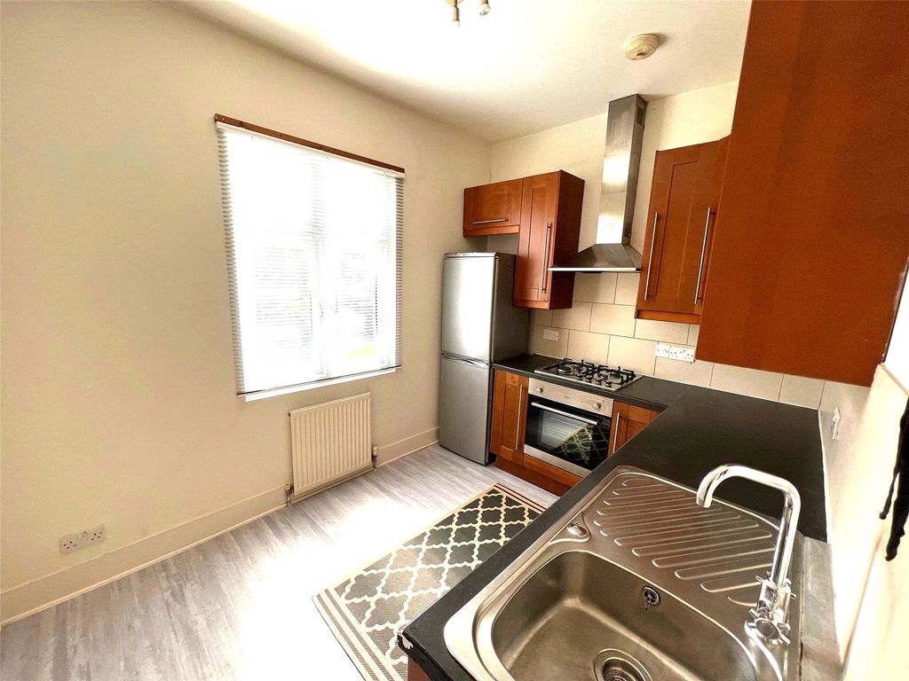 Property photo 2 of 11 Picture No. 02