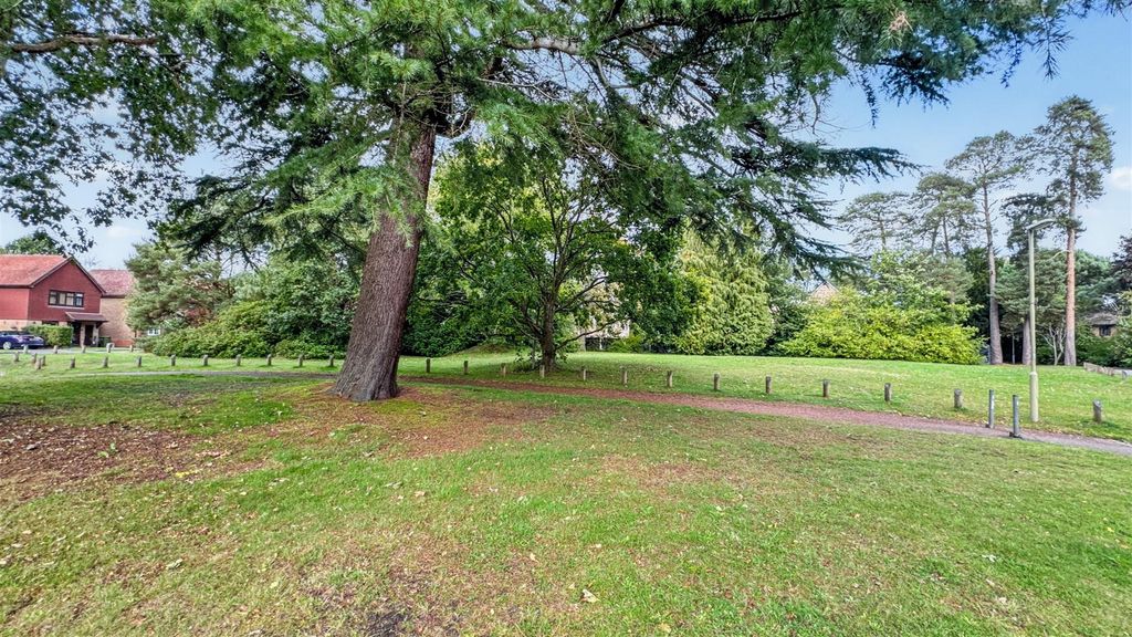 Property photo 2 of 9