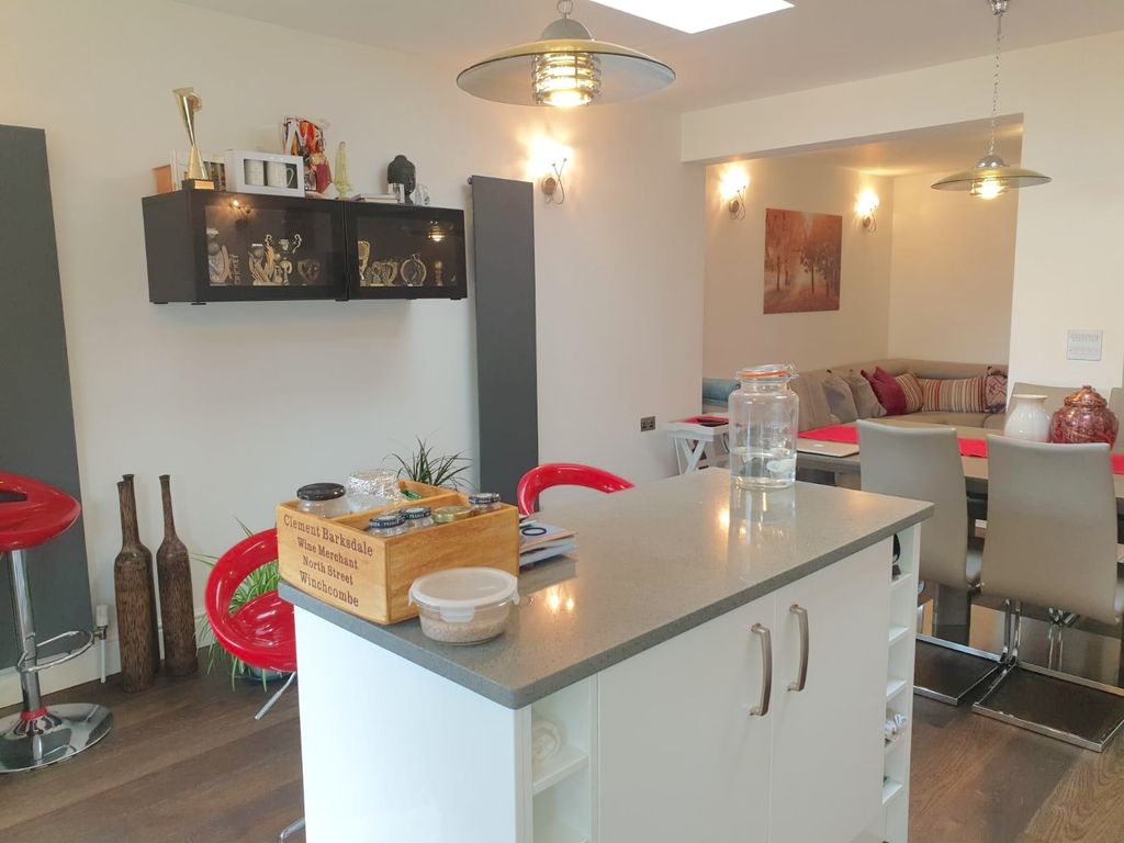 Property photo 3 of 14