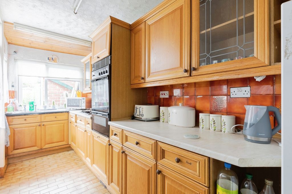 Property photo 3 of 20 Pbox-Img.Jpg