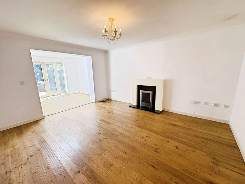 Property photo 2 of 15 Picture No. 06