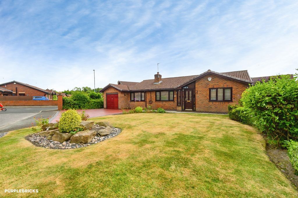 Property photo 1 of 38
