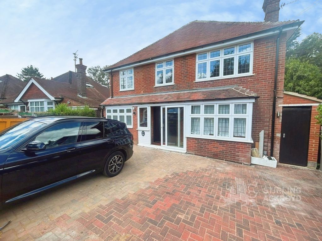 Property photo 1 of 11 External