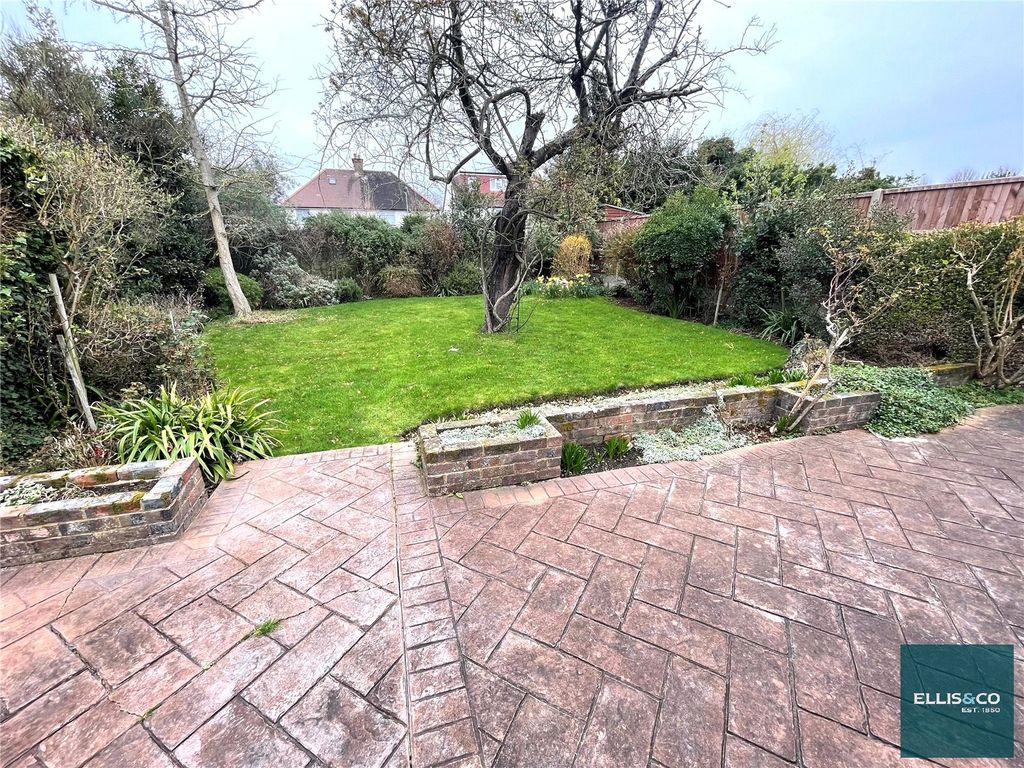 Property photo 3 of 14 Picture No. 35