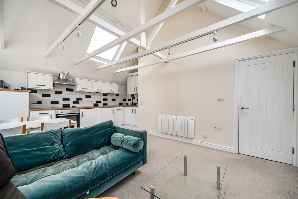 Property photo 3 of 14 Photo 16