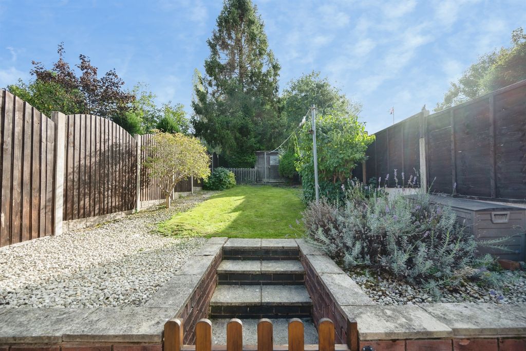 Property photo 2 of 11