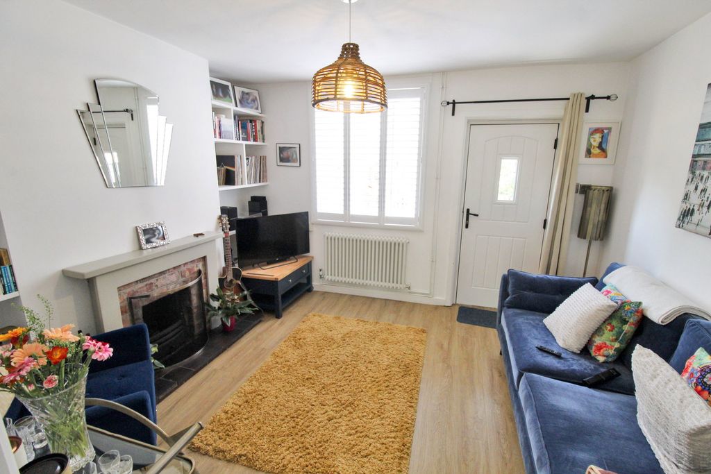 Property photo 3 of 15