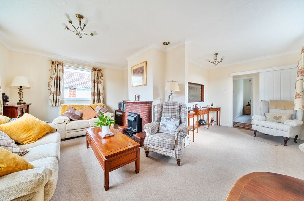 Property photo 2 of 12 1438708-14-69Ced6...