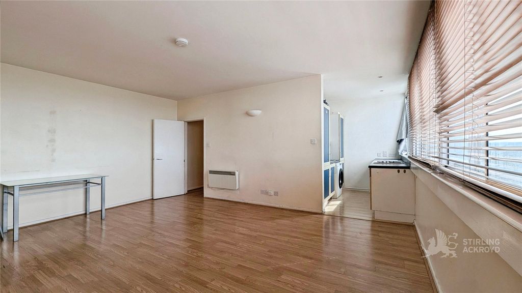 Property photo 2 of 10 Reception Room