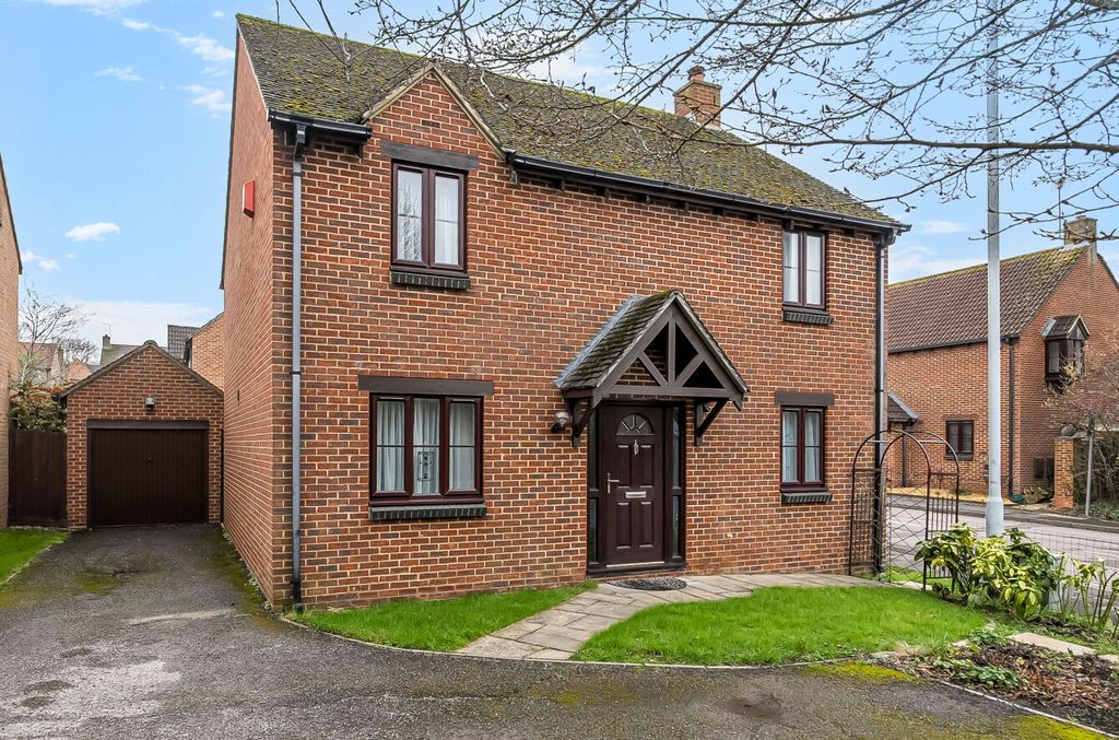 Property photo 1 of 13 1-6978Ae1E96342-1...