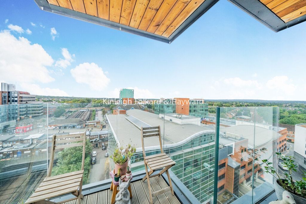 Property photo 3 of 19 Picture No. 10