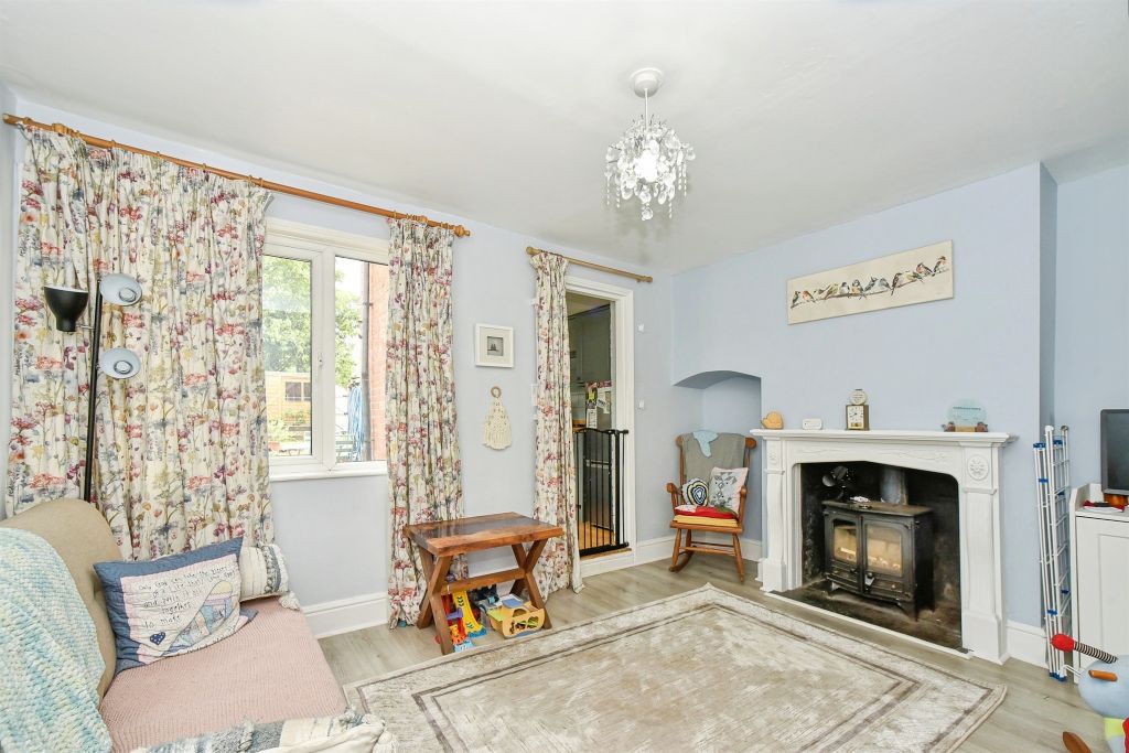 Property photo 3 of 14