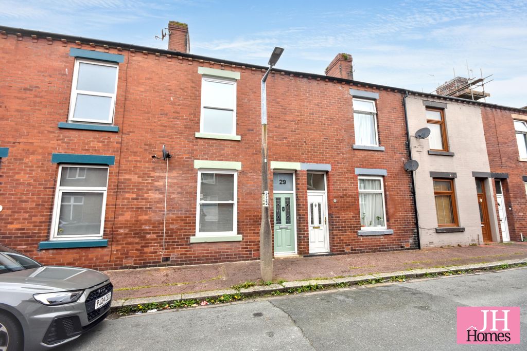 Property photo 1 of 19
