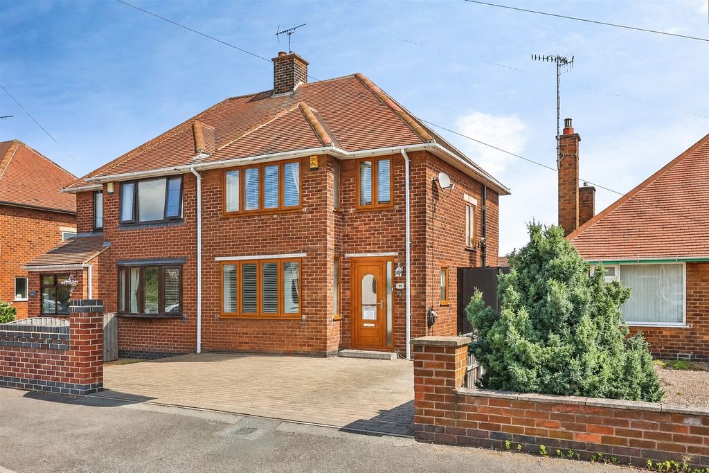 Property photo 1 of 20