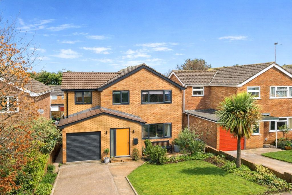 Property photo 1 of 26 Front