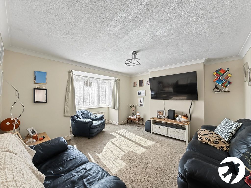 Property photo 2 of 18 Picture No. 31