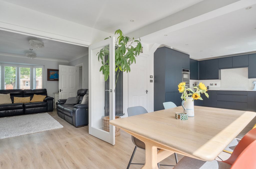 Property photo 3 of 20 1-6A30Bb2c29Acd-1...