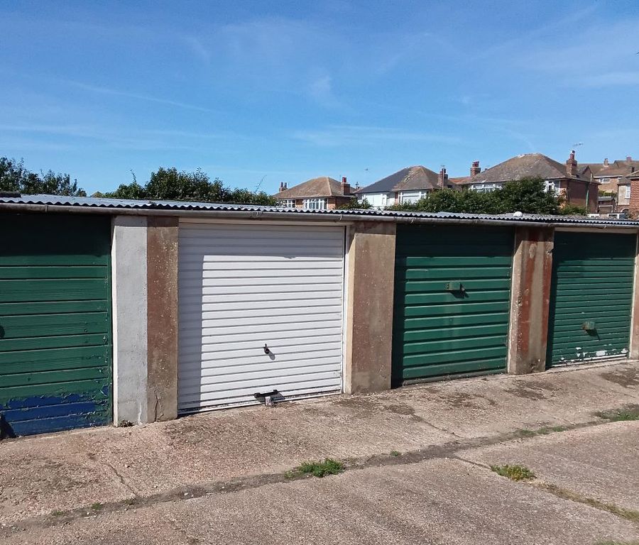 Property photo 2 of 11