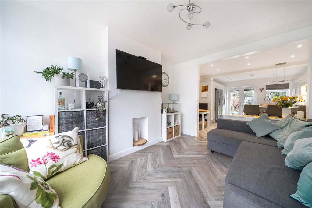 Property photo 3 of 20 Picture No. 04