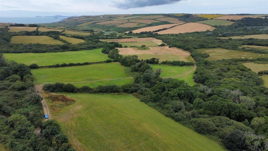 Property photo 2 of 16 Dji_Fly_20250716_105452_444_1752659906244_Photo_Op
