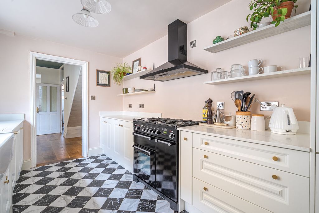 Property photo 2 of 20 1499524 (8)