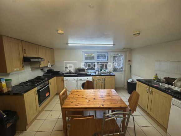 Property photo 2 of 12 8661312.Jpg