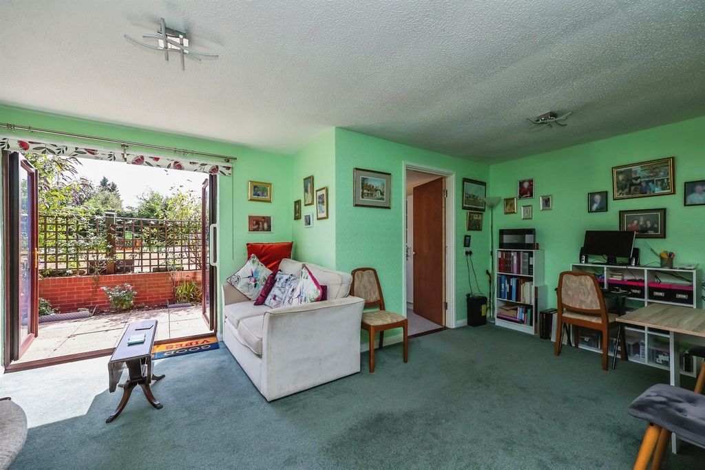 Property photo 3 of 15