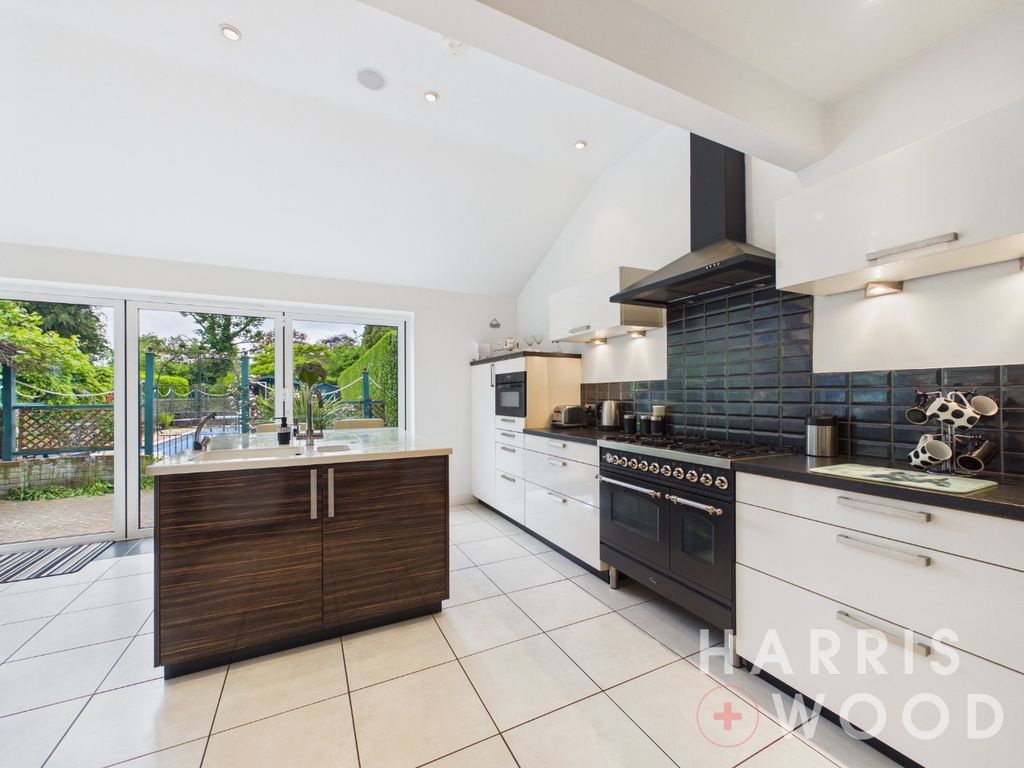 Property photo 2 of 46 4370233