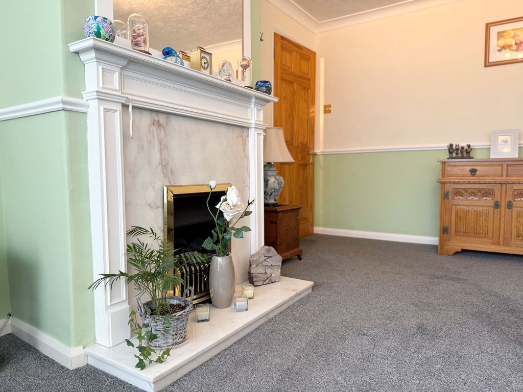 Property photo 3 of 23