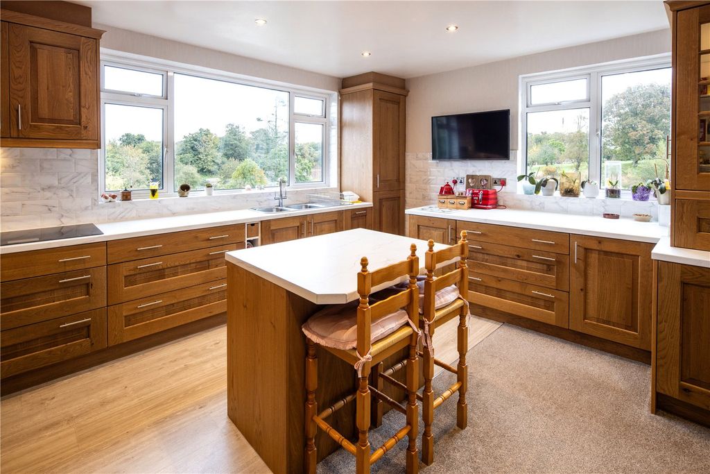 Property photo 2 of 15 Kitchen