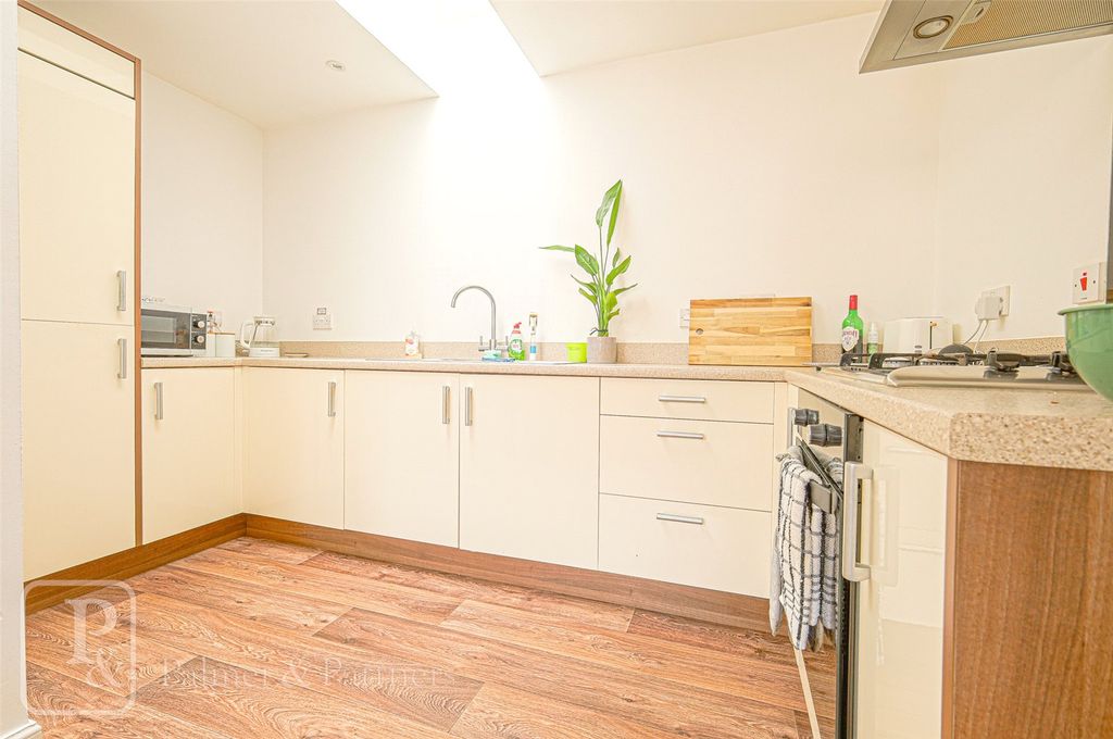 Property photo 3 of 7 Picture No. 02