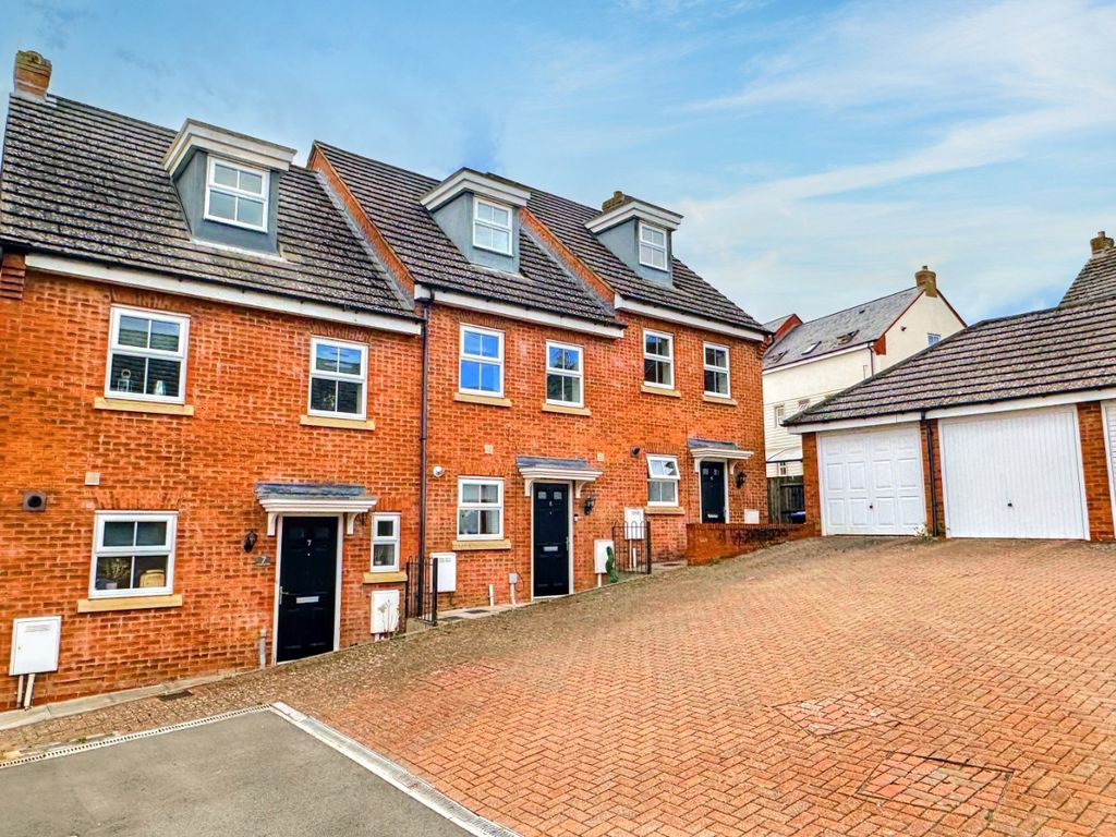 Property photo 2 of 41 4507534